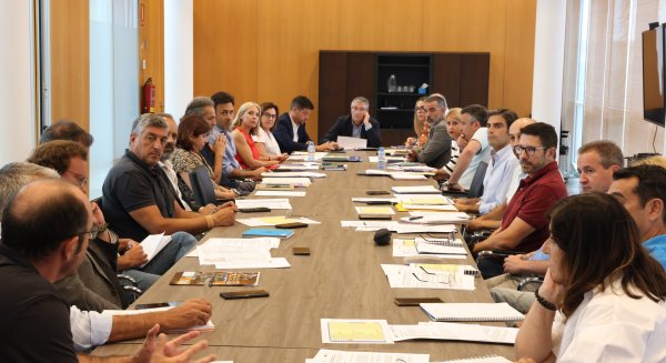 El programa Aqua Rural 5.0 de la Diputación para digitalizar la gestión del agua en 71 municipios estará acabado en junio de 2026