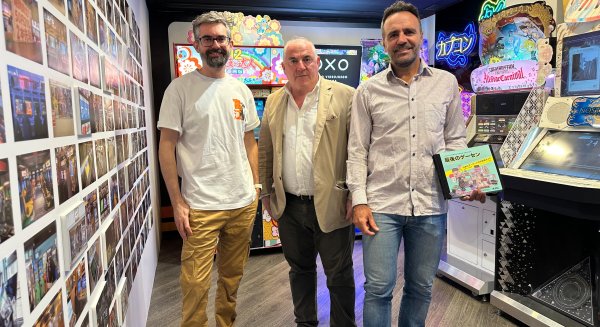OXO Museo del Videojuego expone un homenaje visual a los salones recreativos japoneses