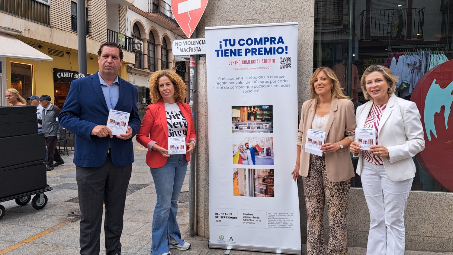 Empleo fomenta la compra en tiendas ubicadas en el Centro Comercial Abierto de Ronda