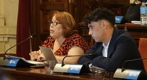 El PSOE arranca el compromiso municipal para frenar agresiones en centros municipales