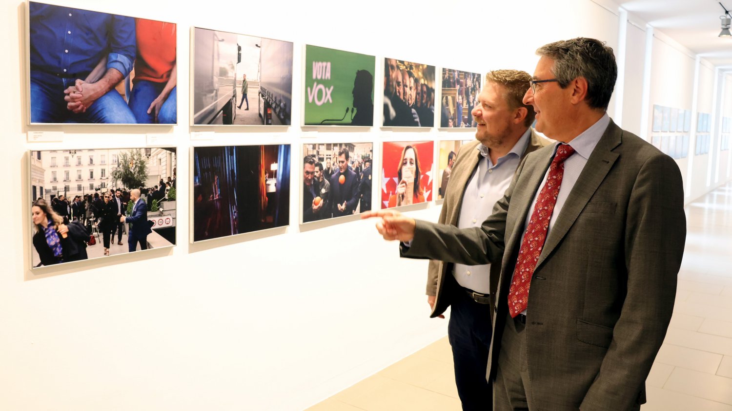 Diputación de Málaga acoge la primera exposición de fotografía política realizada en España 