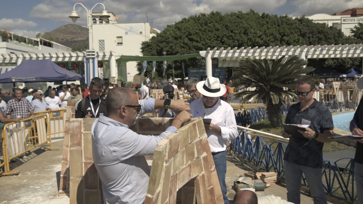 Una cuadrilla de Málaga gana el 57 Concurso de albañilería 'Peña El Palustre'