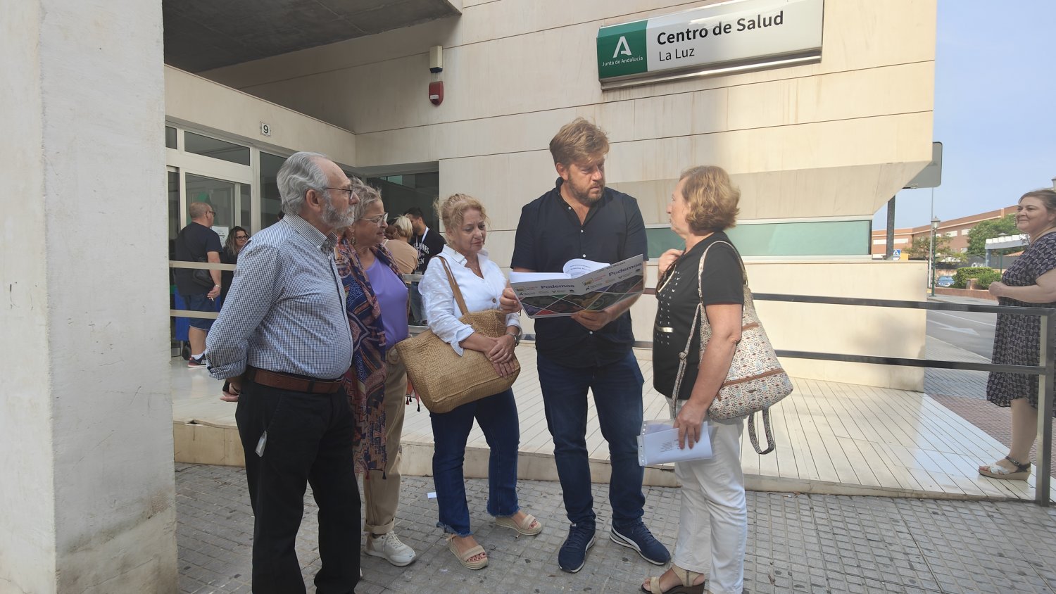 Con Málaga exige a De la Torre mayor compromiso para defender mejoras en la sanidad pública en la provincia