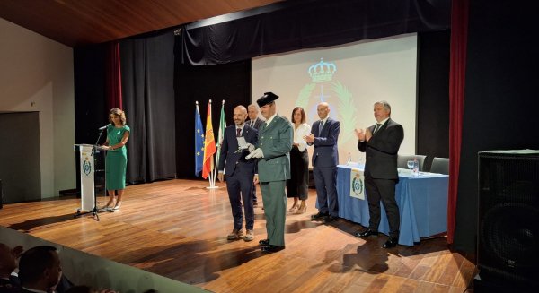 El Gobierno reconoce a 43 funcionarios de IIPP, FSE, Justicia y Asociaciones durante el Día de la Merced en Archidona