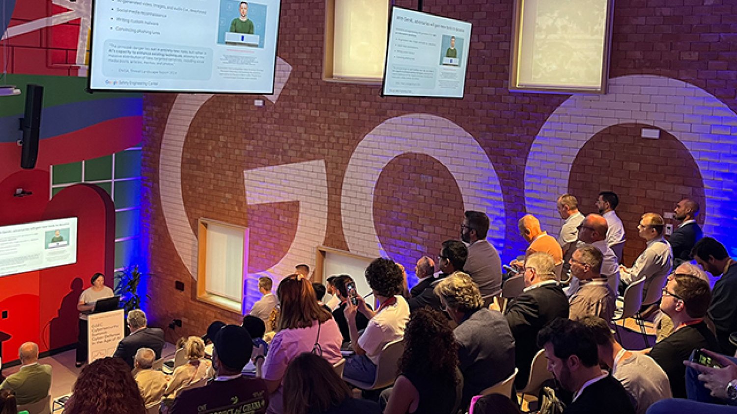 Google financia con un millón de dólares un programa para que la UMA forme a estudiantes en Ciberseguridad