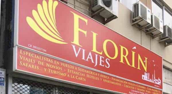 Cinco detenidos en una agencia de viajes de Málaga por estafar a una veintena de clientes
