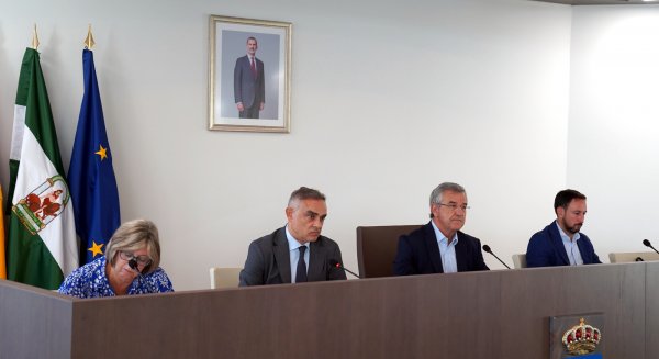 El presupuesto municipal de Estepona contará con 13,5 millones de euros más para la mejora de servicios y amortización de deuda