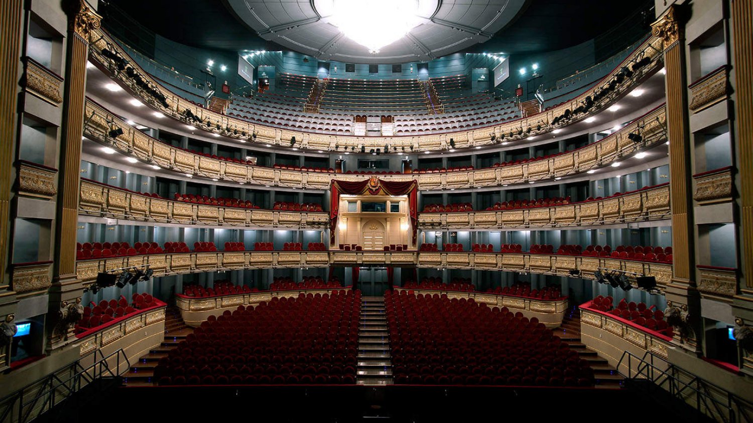 Aprobado un convenio de colaboración con el Teatro Real para la realización del espectáculo 'La carroza del Real'