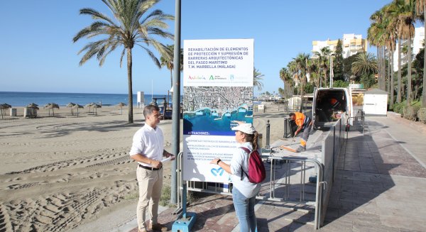 El Ayuntamiento de Marbella reparará más de 2.300 metros de barandilla del paseo y 24 accesos a las playas de la ciudad