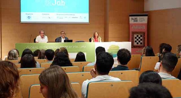 Link By UMA celebra Talent&Job Hackathon para fomentar la inserción laboral y desarrollo profesional