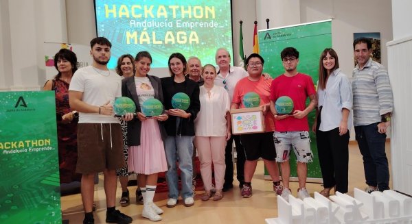 Un total de 92 alumnos de cinco centros educativos participan en el ‘Hackathon’ de Andalucía Emprende en Málaga