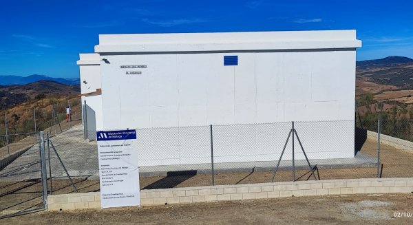 La Diputación financia casi la mitad de los dos millones de euros invertidos en la mejora del suministro de agua en Almogía y Casabermeja