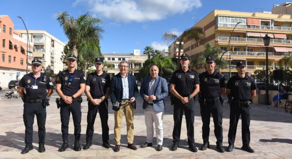 Rincón de la Victoria crea la primera Unidad Aérea de Seguridad de la Policía Local en la Axarquía