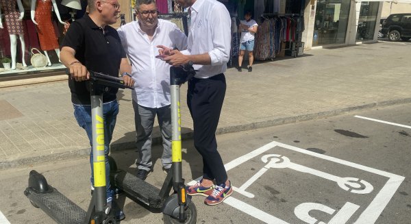 Vélez-Málaga pone en marcha un servicio de patinetes eléctricos de uso compartido