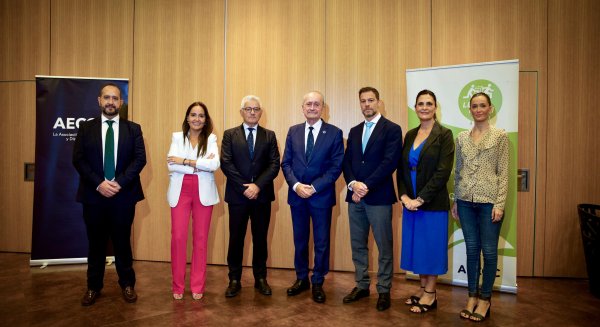 AECOC, el Ayuntamiento de Málaga y empresas de transporte elaboran un diagnóstico sobre la movilidad urbana de mercancías