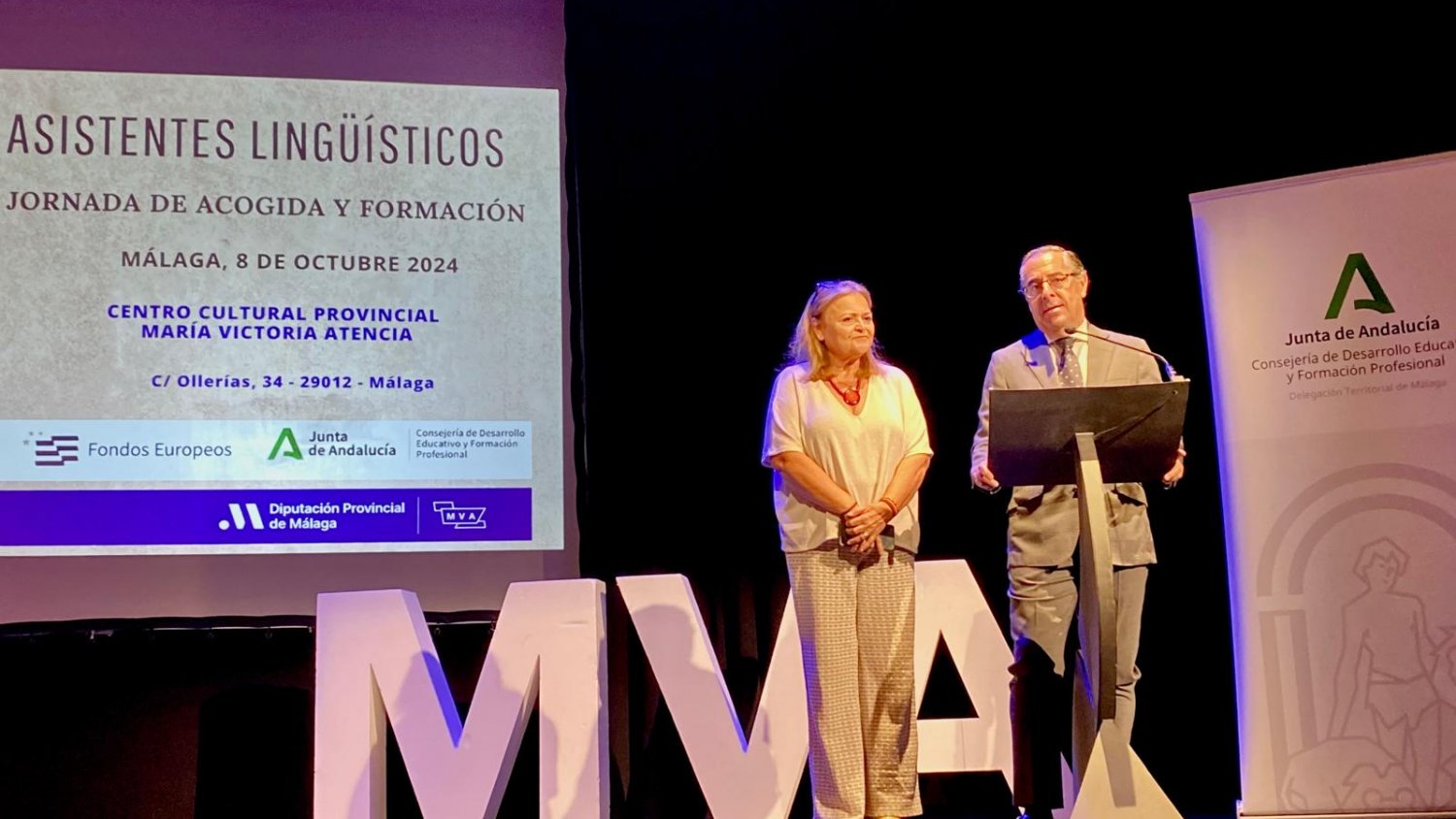 Un total de 275 asistentes lingüísticos participan en las jornadas de bienvenida del programa Auxiliares de Conversación de Málaga
