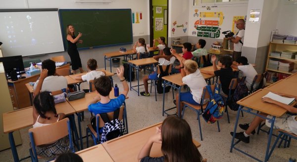 La Junta incrementa su plantilla docente en Málaga con 530 profesionales más desde el mes de julio 