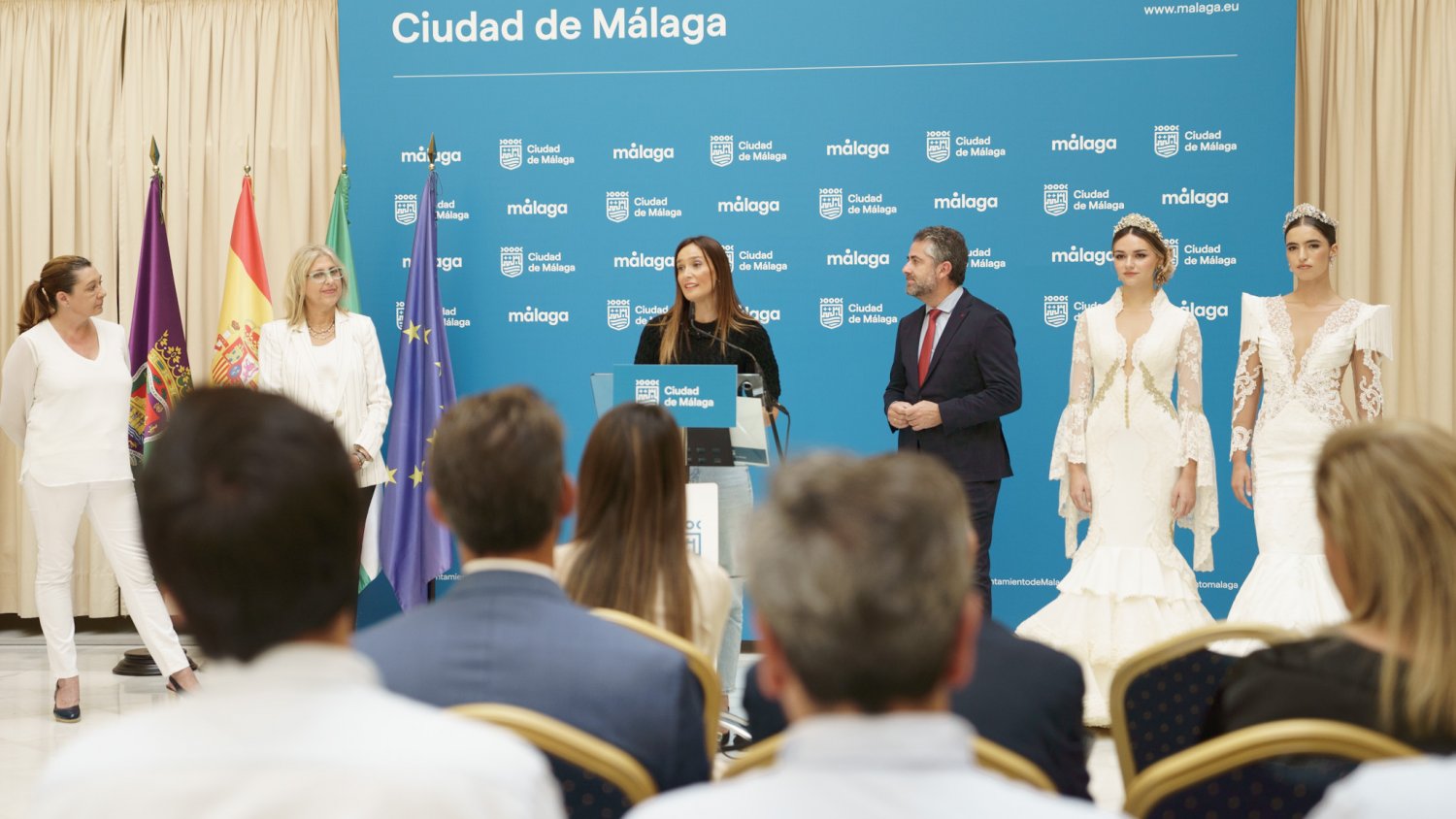 La avenida Pío Baroja acoge el 18 de octubre la cuarta edición de la Pasarela 'Fashion Day' de Echeverría de El Palo 