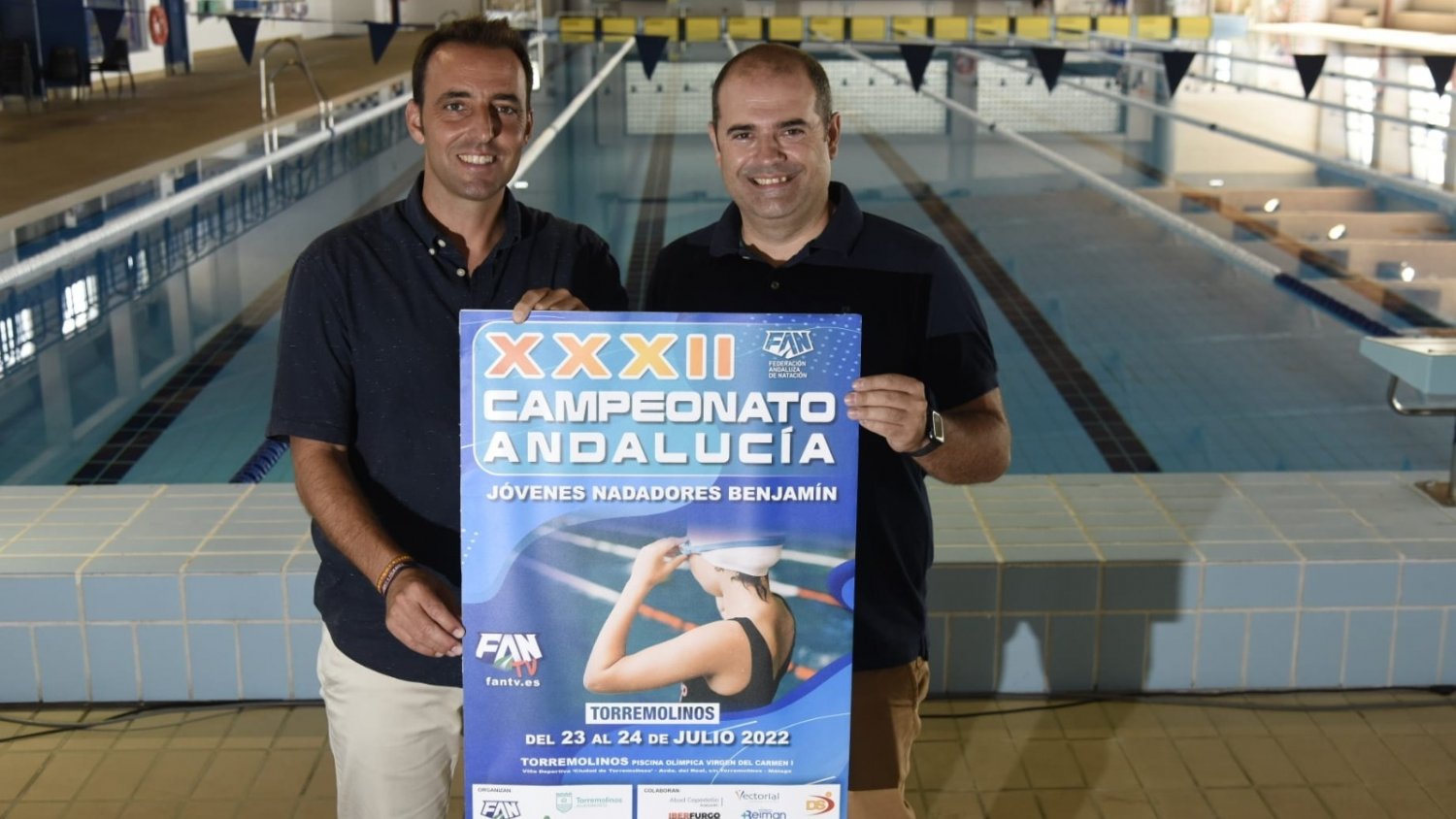 Cerca de 500 nadadores participan en el campeonato de Andalucía de Jóvenes Nadadores benjamín