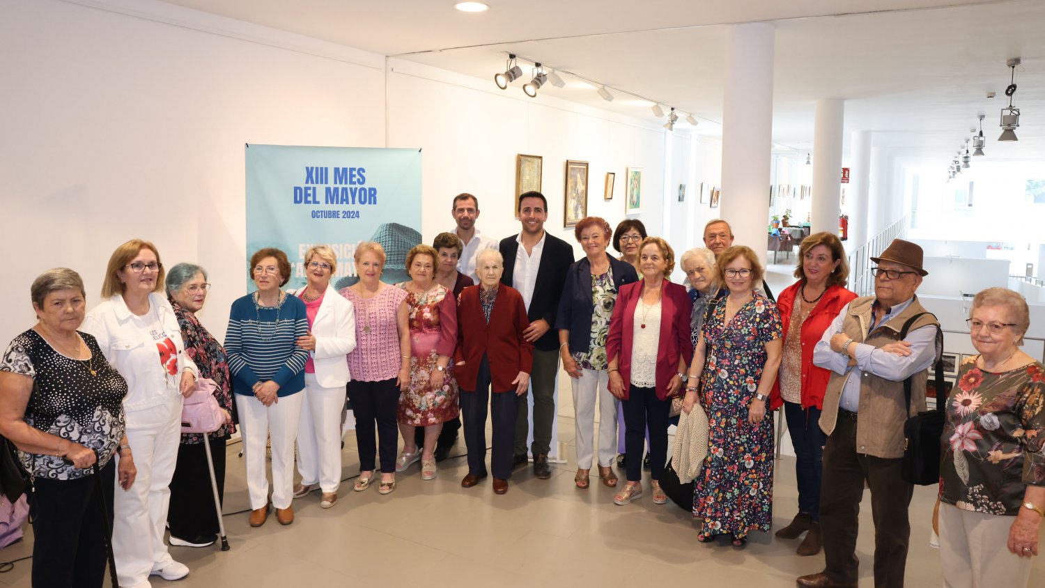 Los mayores de la provincia de Málaga exponen su arte en la Diputación 