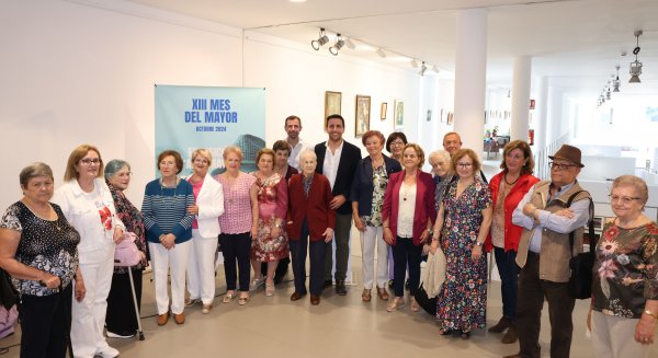 Los mayores de la provincia de Málaga exponen su arte en la Diputación 