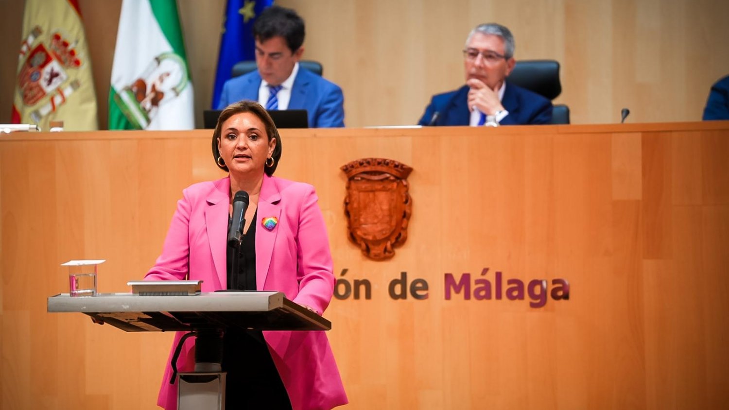 Del Cid presenta la candidatura de Torremolinos al EuroPride 2027 en la tribuna de alcaldes de la Diputación