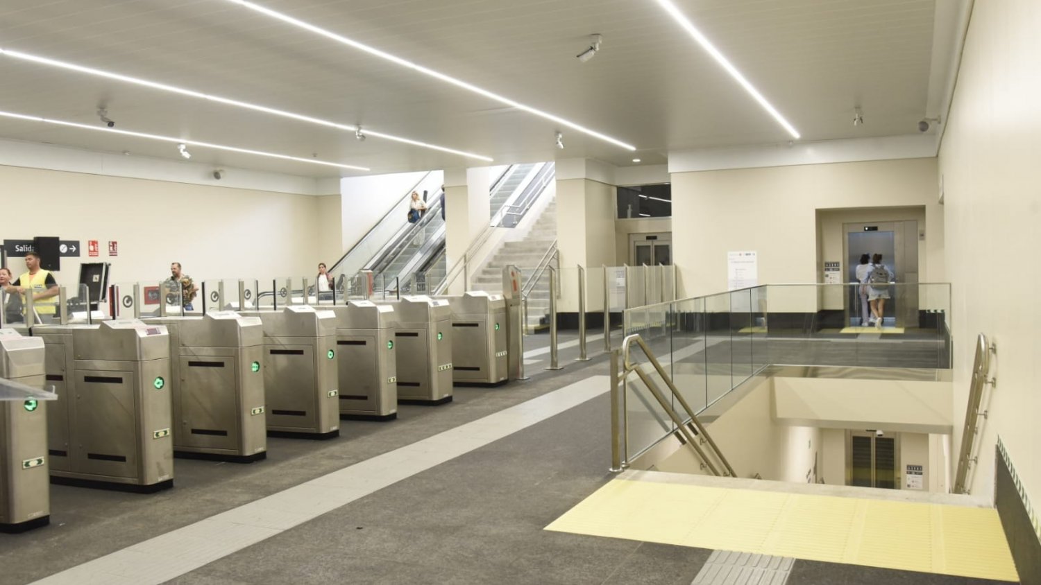 Torremolinos pide a Renfe que solucione los problemas registrados en las máquinas autoventas en La Nogalera