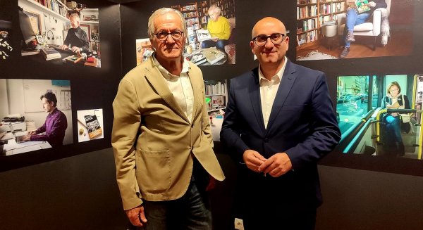 El MVA acoge la exposición 'Las palabras que cuentan', en la que el fotógrafo Paco Negre retrata a escritores malagueño