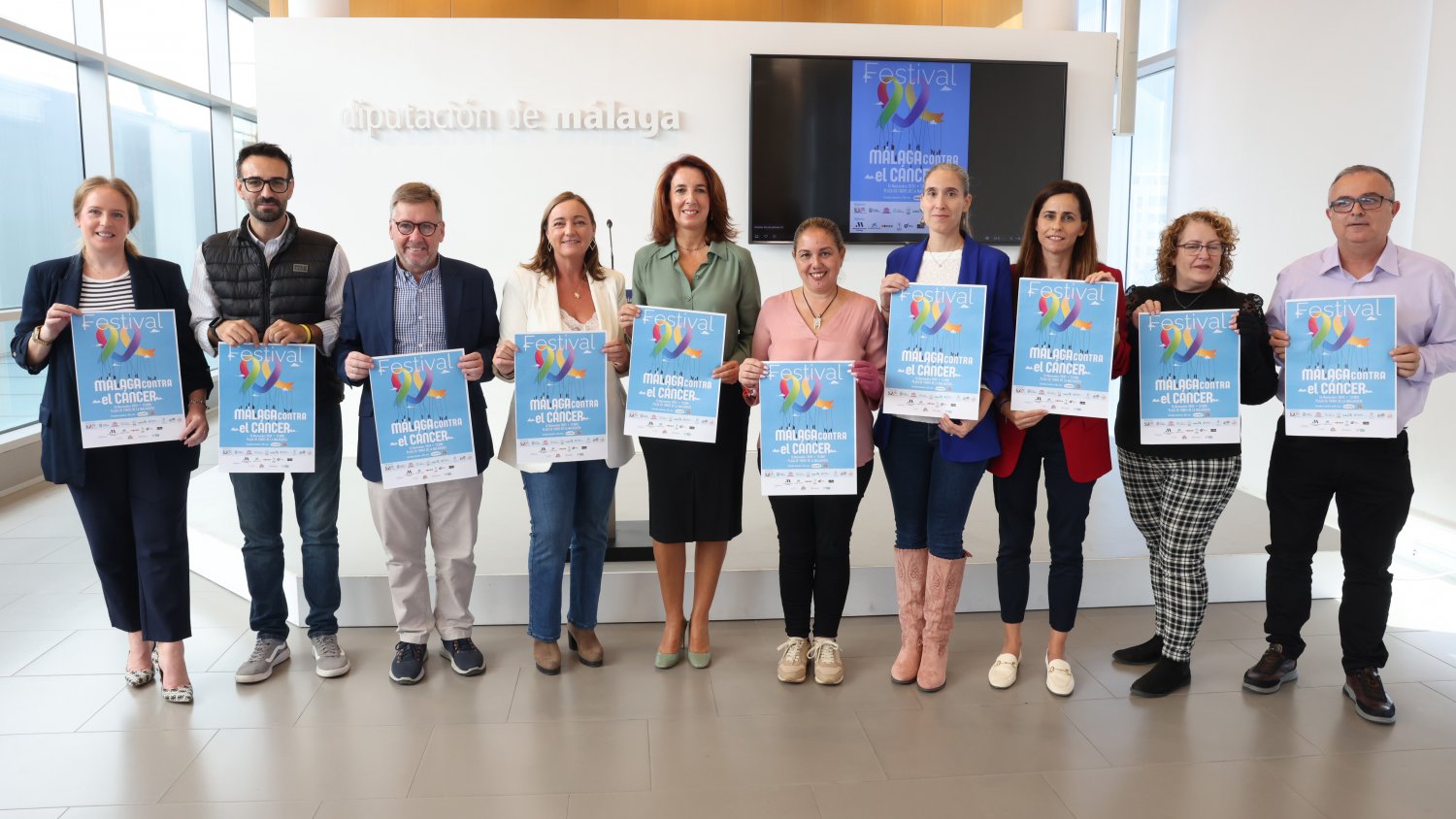 La Malagueta acoge la primera edición del festival solidario Málaga contra el Cáncer