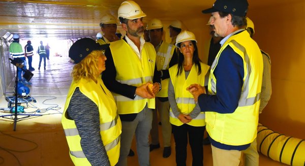 La obra de renovación de los colectores de saneamiento de Fuengirola está ya al 50% de su ejecución