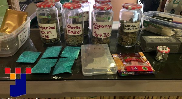 Detenido en Fuengirola un individuo por venta de drogas en el local de una asociación de fumadores ubicada en Las Rampas