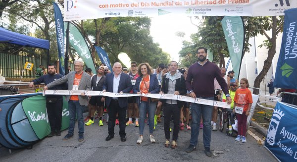 Más de 1.400 corredores reivindicaron ayer en Málaga la libertad de prensa