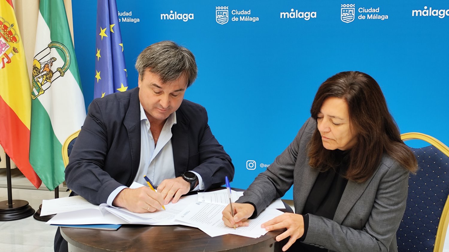 El Colegio de Arquitectos y el Ayuntamiento de Málaga firman un acuerdo de colaboración para reforzar la actuación del GAVE