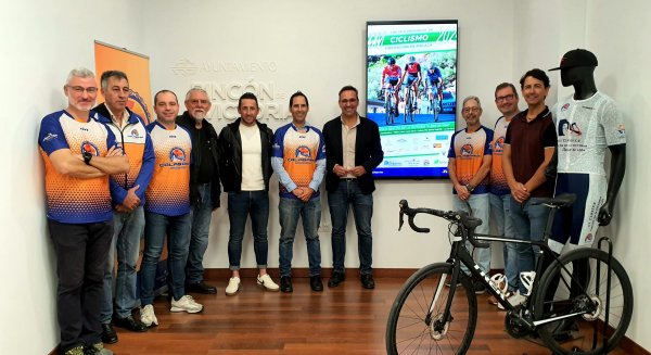 Rincón de la Victoria presenta la III Clásica `Lleno de Vida´ que reunirá a 550 deportistas de todo el país