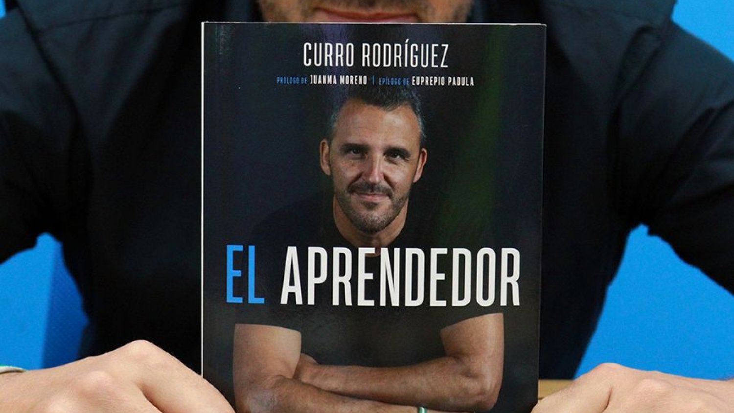Curro Rodríguez, fundador de Ly Company Group y Ly Holding Capital publica ‘El aprendedor’, sobre su camino del abismo a la cima