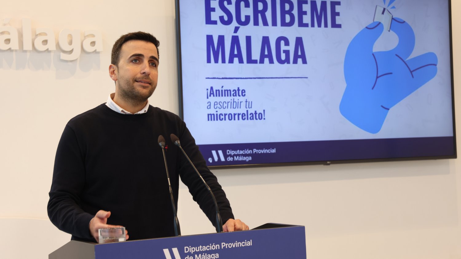 Diputación de Málaga convoca el tercer certamen de microrrelatos 'Escríbeme Málaga', que este año incorpora la modalidad sénior