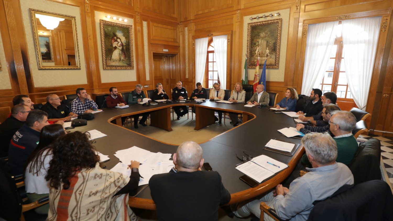 La alcaldesa de Marbella destaca la relevancia de la Junta Local de Protección Civil para la “coordinación de esfuerzos”