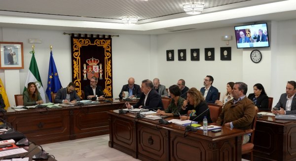 El Ayuntamiento de Mijas aprueba dos convenios con el Consorcio de Transporte 