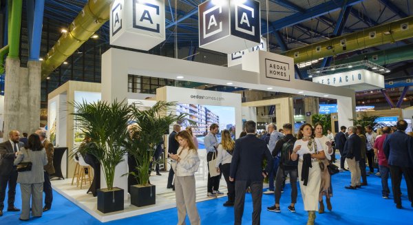 AEDAS Homes lleva al SIMed más de 20 promociones con 1.000 inmuebles en la Costa del Sol