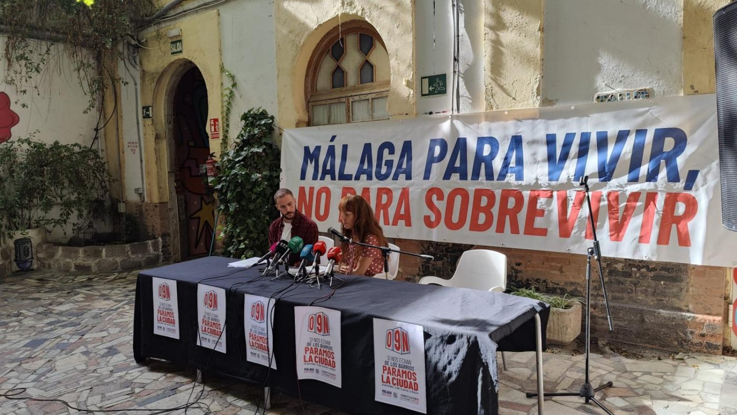 La vecindad de Málaga se movilizan el 9N: 'Sus beneficios nos cuestan la vida'