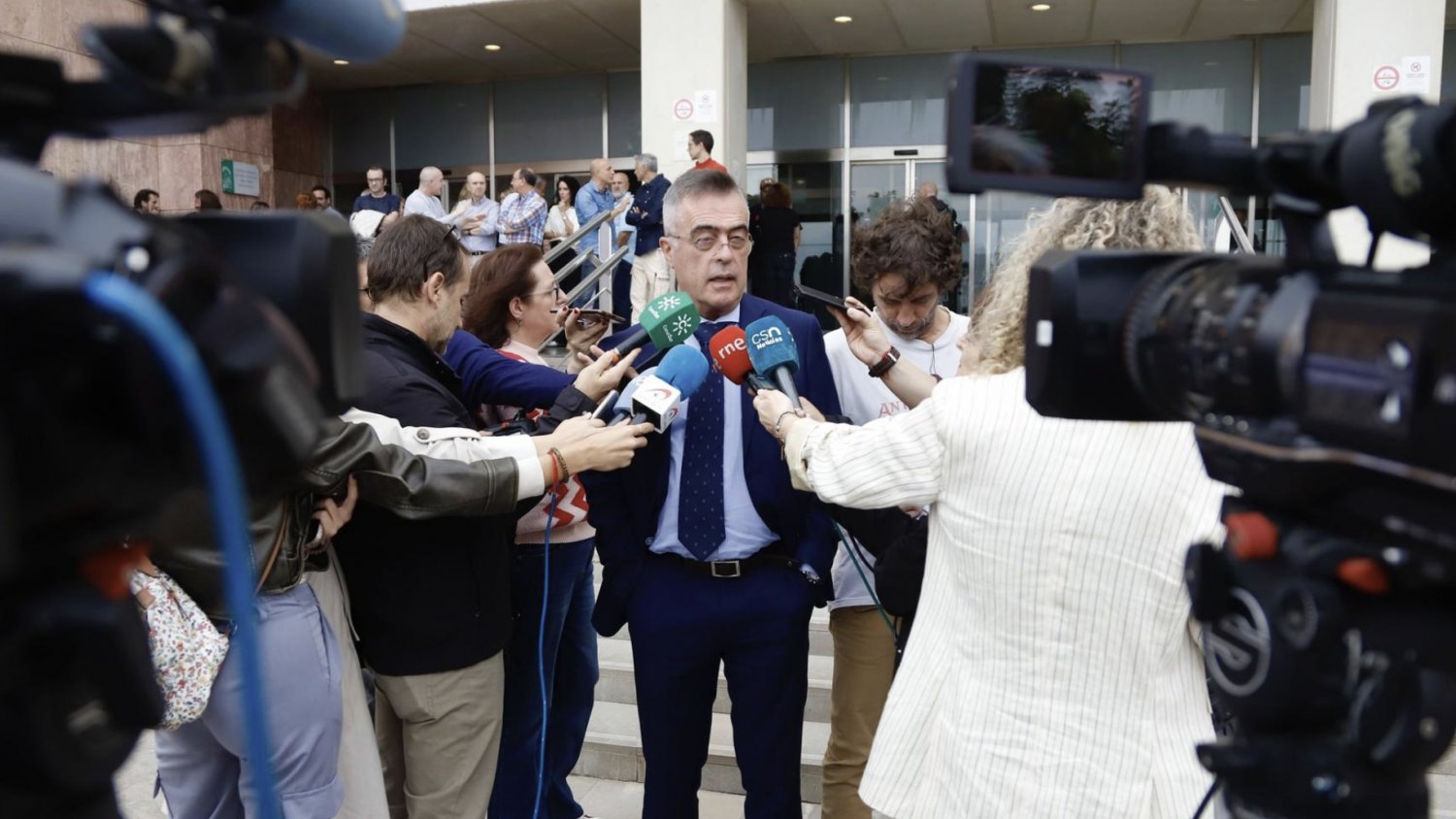 El exalcalde de Estepona ha sido condenado a cinco meses de suspensión de empleo por el caso ASTAPA