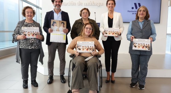 La Diputación de Málaga colabora con la Asociación Aprodal con la impresión de 1.000 calendarios solidarios