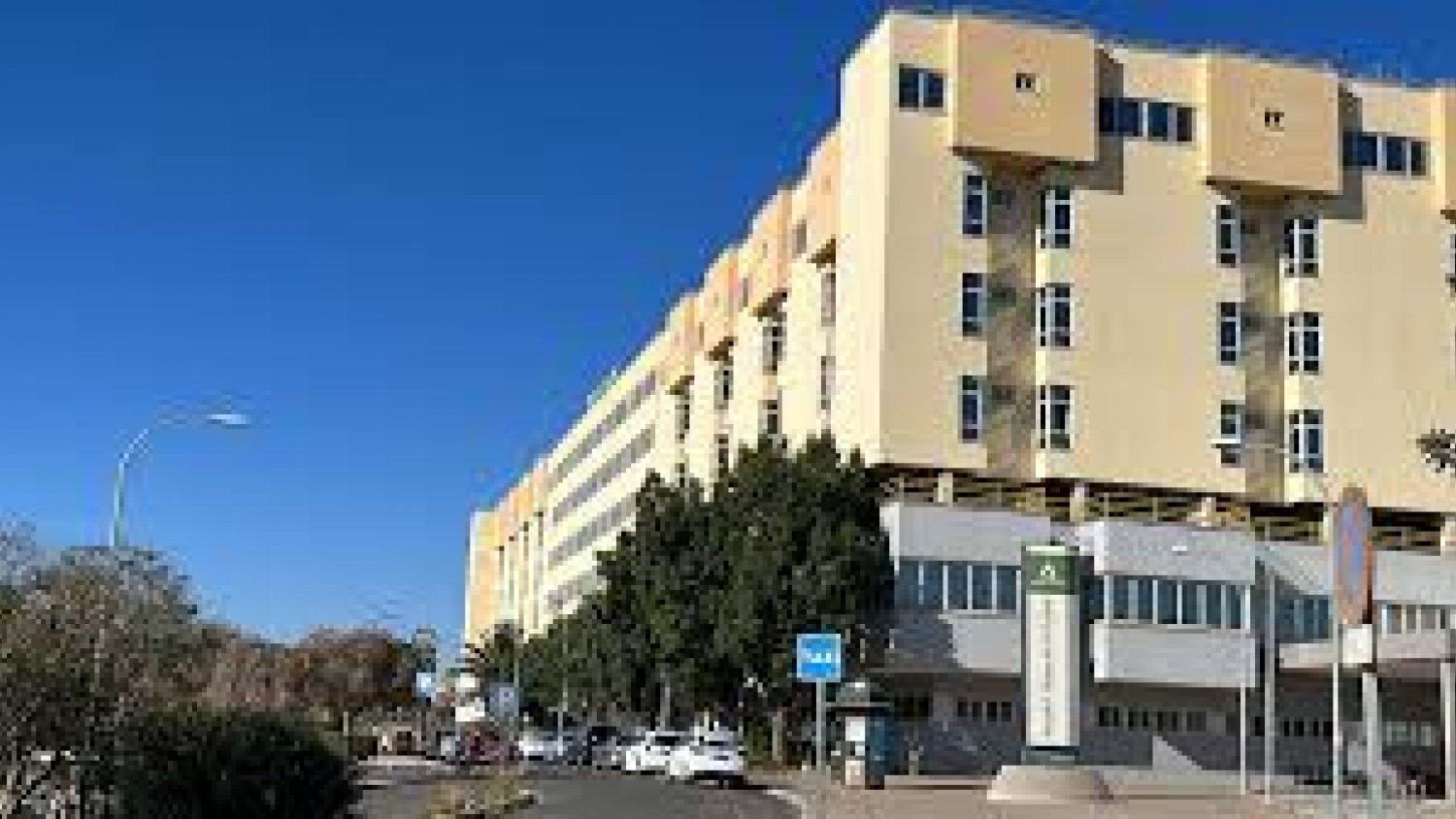 Los centros sanitarios de Málaga-Guadalhorce cierran sus puertas y solo abrirán las urgencias