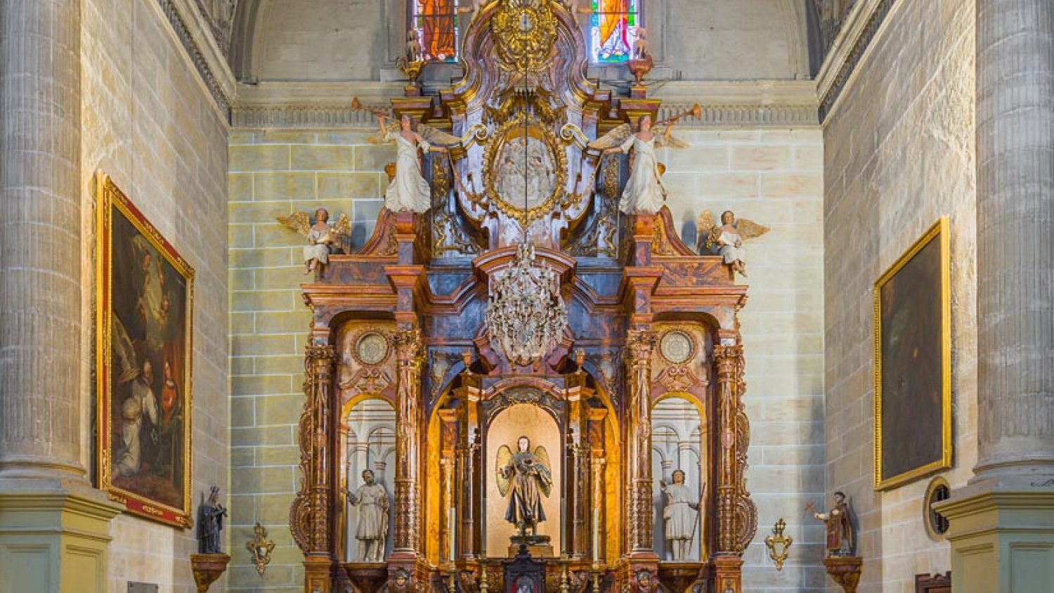 La DANA deja goteras en dos capillas de la Catedral de Málaga