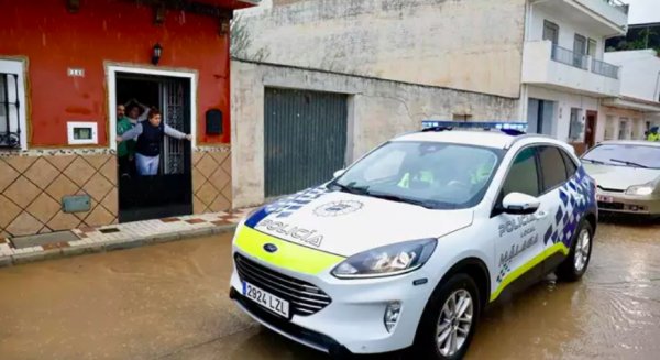 Los operativos revisan Campanillas para evaluar el regreso de vecinos tras las lluvias