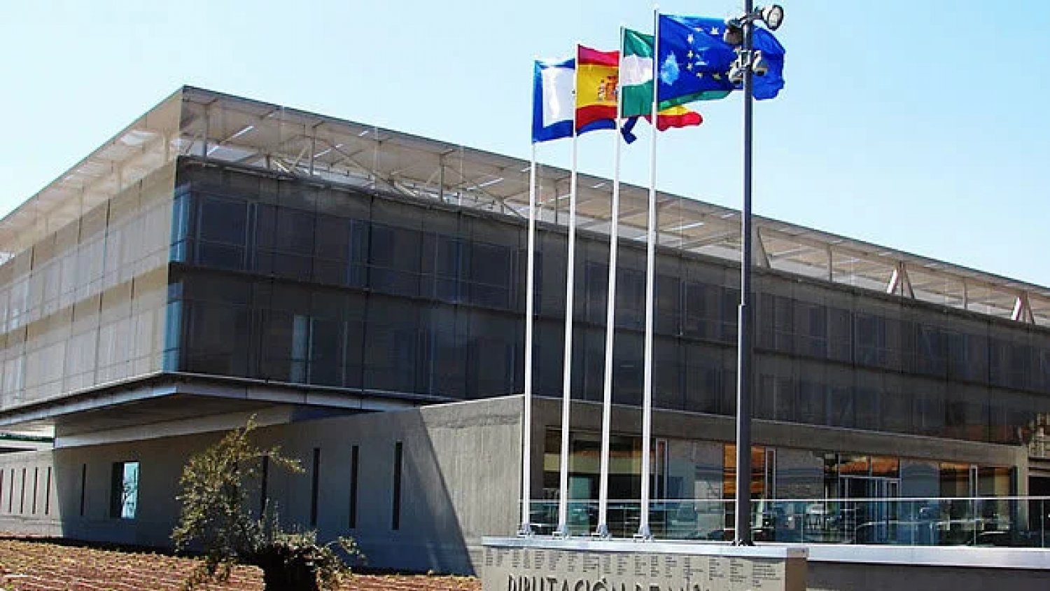 El presupuesto de la Diputación de Málaga de 2025 será de 459,68 millones con un incremento en inversiones de 19,5% 