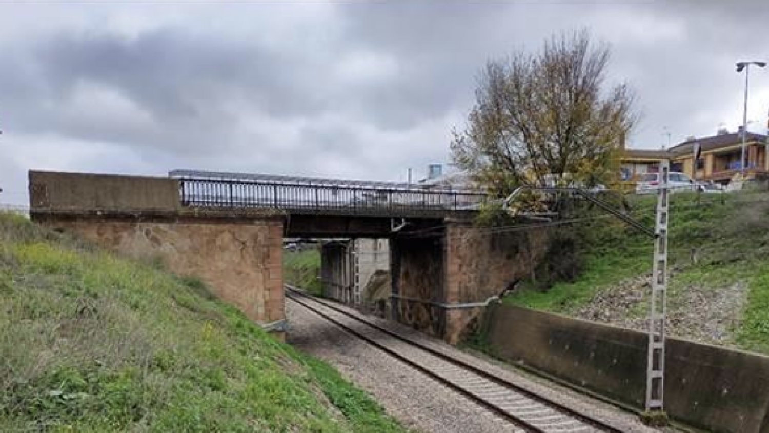 Transportes licita las obras para adaptar a servicios de Autopista Ferroviaria 46 pasos superiores entre Málaga y Ciudad Real 