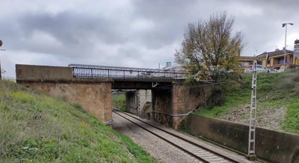 Transportes licita las obras para adaptar a servicios de Autopista Ferroviaria 46 pasos superiores entre Málaga y Ciudad Real 