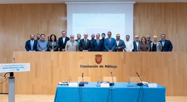 Alcaldes de municipios de Málaga adoptan medidas sobre la energía, la industria y los residuos sólidos urbanos