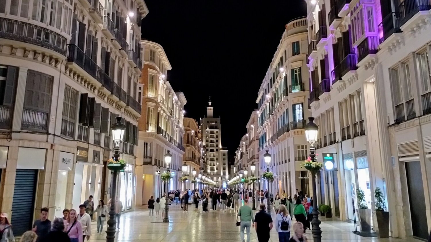 El Ayuntamiento revisará la declaración de Zona Acústicamente Saturada del Centro Histórico y El Romeral